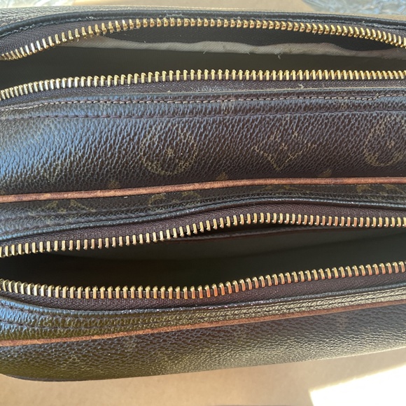 Louis Vuitton Monogram Reporter Crossbody PM - Picture 6 of 16